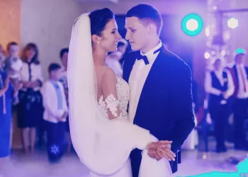 Bachata Düğün Dansı Videoları – Düğününüz İçin İlham Alın!