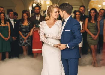 Salsa Düğün Dansı Videoları – Renkli Bir Dans Salsa Videosu