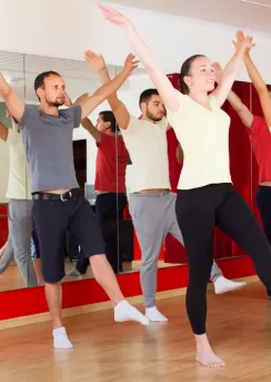 düğün dansı sirtaki dersi